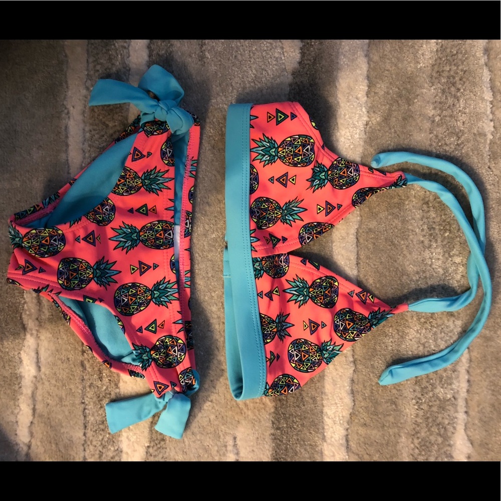 Children’s Pineapple Bikini EUC Size XS
